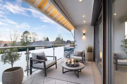 Balkon virtuell möbliert - 