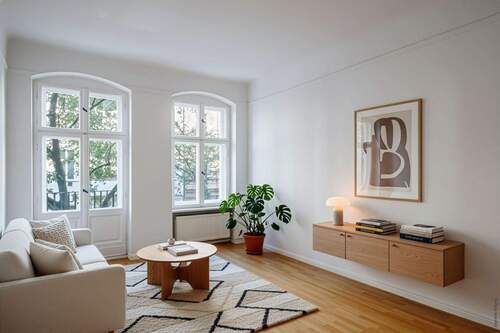 Wohnzimmer - Mitten in Berlin - zentral gelegene 3-Zimmer-Wohnung zwischen Weinbergspark, Rosenthaler Platz und Torstraße