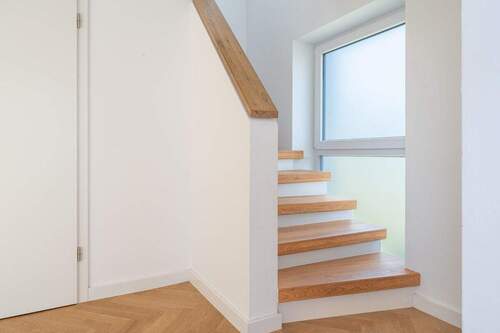 Treppenhaus ins OG - 