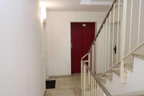 Bernhardstraße 22 - 