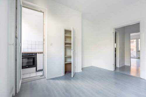 Zimmer 1 - 