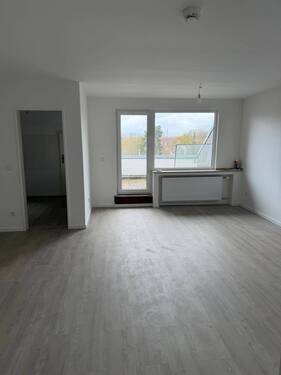 Wohnzimmer mit Terrasse - 