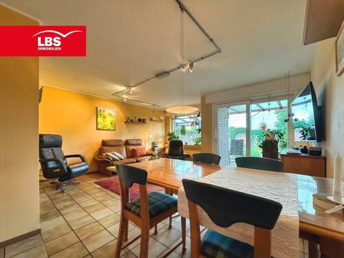 Wohn- und Esszimmer - 