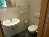 Bad mit Dusche - 