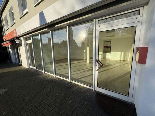 Eingang rechts - Büro in Bergisch Gladbach zur Miete