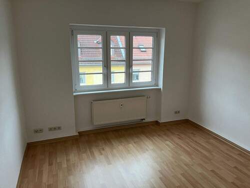 Wohnzimmer - 3-Raumwohnung, Teichstr. 58, Erfurt