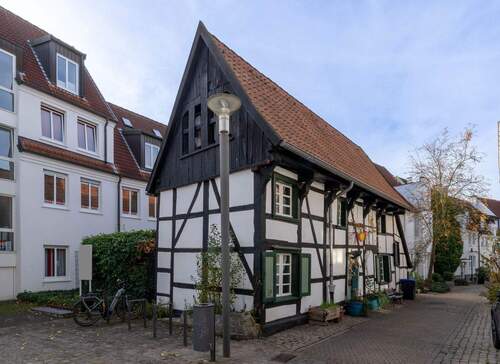 Frontansicht - Eines der ältesten Häuser Lünens - liebevoll saniertes Kulturdenkmal