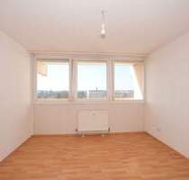 Helle 3-Zi.-Wohnung mit Westbalkon & Kanalblick - TG optional - provisionsfrei - Erlangen Büchenbach