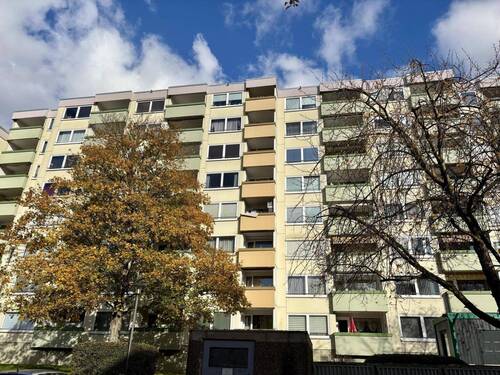 Rückseite Gebäude - 1 Zimmer Etagenwohnung in Laatzen