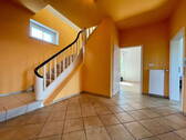 Flur OG, Treppe zum DG - 