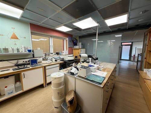 ehemaliges Labor teilbare Fläche - 