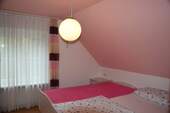 Schlafzimmer /DG - 