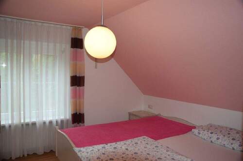 Schlafzimmer /DG - 