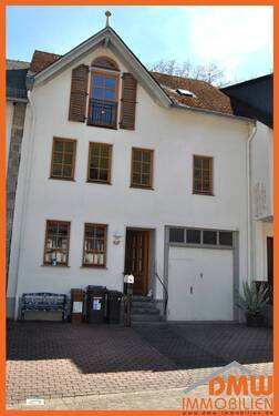 Front - Schönes und ruhig gelegenes Haus in Manubach. 2 Bäder, 6 Zimmer davon 3-4 Schlafzimmer. Inkl. Hof
