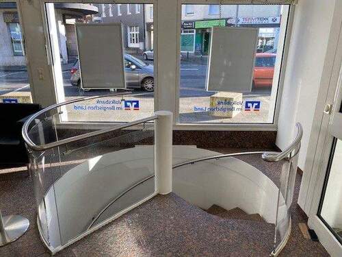 Treppenabgang ins UG - 