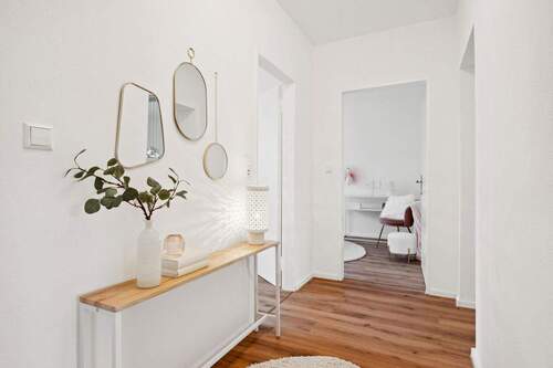 Flur - Etagenwohnung mit 76,00 m² in Mannheim zum Kaufen