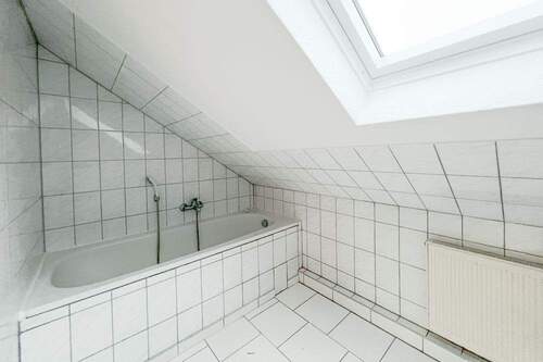 Badewanne im Eckchen - 