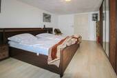 Schlafzimmer EG Bild 2 - 