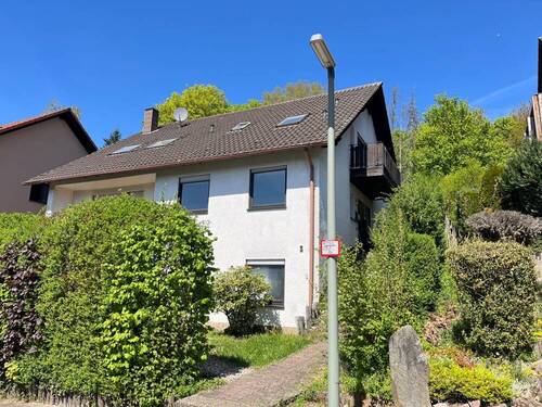 Ansicht von vorne - 9 Zimmer Mehrfamilienhaus, Wohnhaus zum Kaufen in Ottweiler