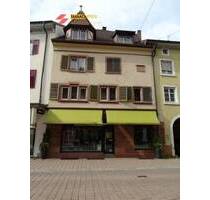 Mehrfamilienhaus in Schopfheimer Innenstadt mit Gewerbe. Hier Steuervorteile nutzen!