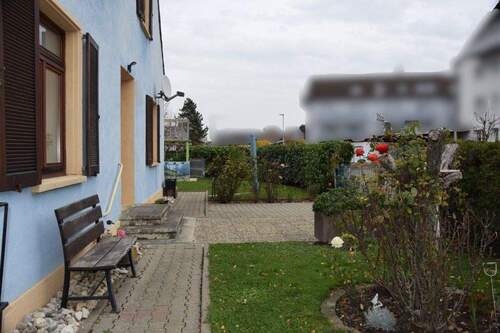 Weiterer Hauseingang - 