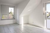 Helle Dachgeschosswohnung - 