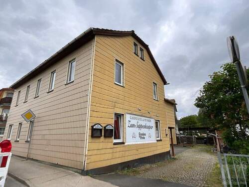 Wohnhaus mit Ferienwohnungen im OG - Charakterstarkes Anwesen für Ferienbetrieb, Wohnen & neue Ideen