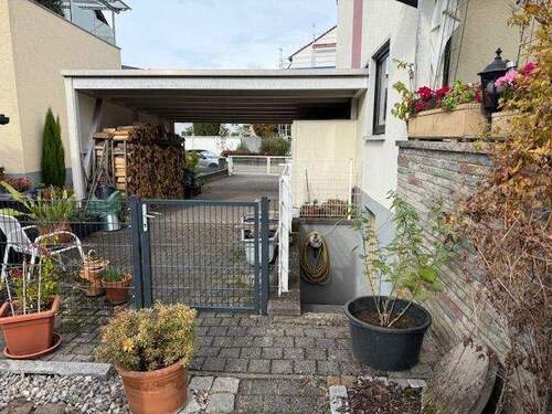 Carport - 7 Zimmer Reihenendhaus zum Kaufen in Kehl