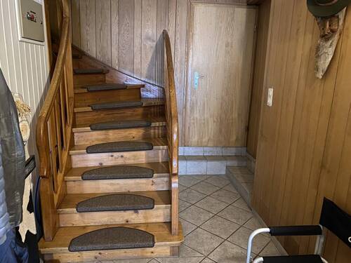Treppe zum Obergeschoss - 
