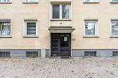 Hauseingang - Mehrfamilienhaus, Wohnhaus in Remscheid