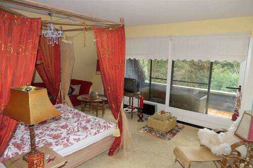 Schlafzimmer mit Balkon - 