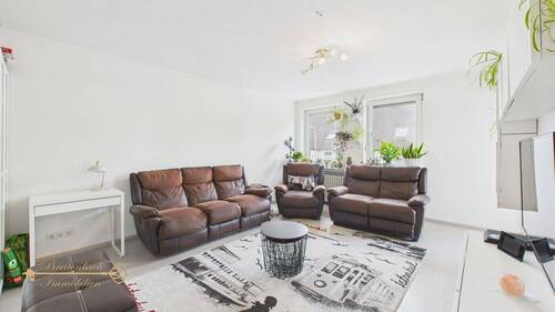 Wohnzimmer - Etagenwohnung mit 85,00 m² in Delmenhorst zum Kaufen