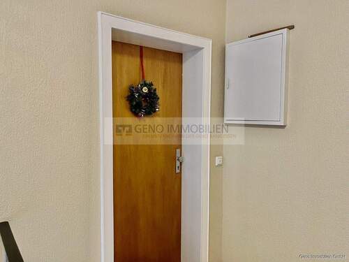 Eingangstür - 2 Zimmer Etagenwohnung zum Kaufen in Essen / Bergerhausen