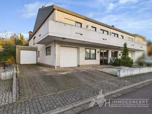 Seitenansicht links - 4 Zimmer Doppelhaushälfte in Saarlouis / Fraulautern