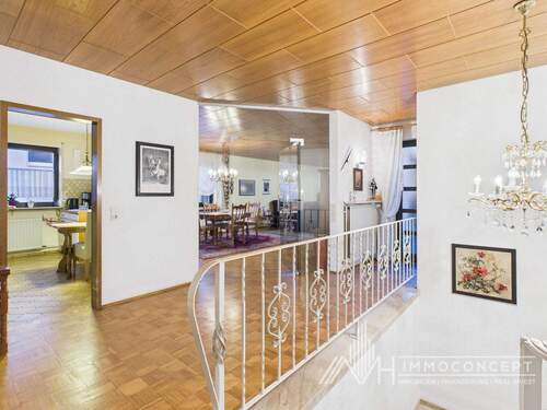 Flur OG - Doppelhaushälfte mit 155,00 m&sup2; in Saarlouis / Fraulautern zum Kaufen