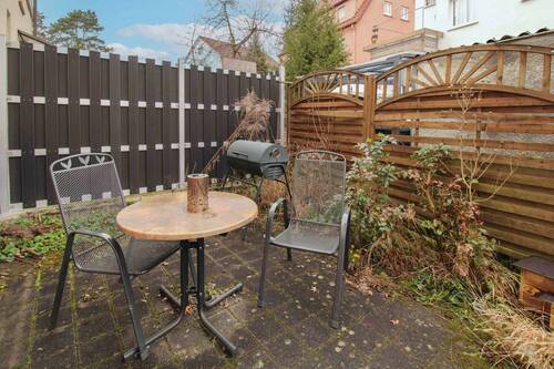 Außenbereich (2) - 7 Zimmer Mehrfamilienhaus, Wohnhaus in Reutlingen