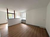 Wohn- und Esszimmer - Charmante Wohnung in Neckarlage - frisch renovierte 3-Zimmer-Wohnung inkl. Terrasse und neuer EBK