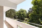 Balkon 2 - 3 Zimmer Etagenwohnung in München