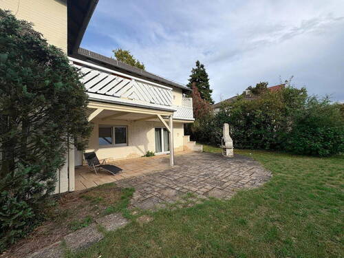 Balkon, Terrasse, Außengrill - 1 Zimmer Einfamilienhaus zum Kaufen in Kassel