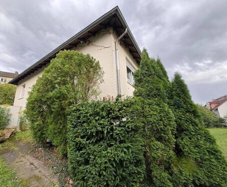 Ansicht vom Garten - Einfamilienhaus mit 200,00 m² in Kassel zum Kaufen