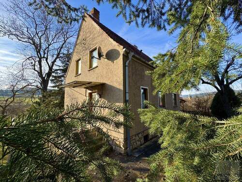 Außenansicht - Panorama pur - Wohnhaus über den Wiesen von Remda