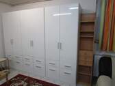 Kleiderschrank 1 - 