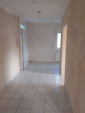 Flur - Etagenwohnung mit 53,70 m&sup2; in Bestwig zur Miete