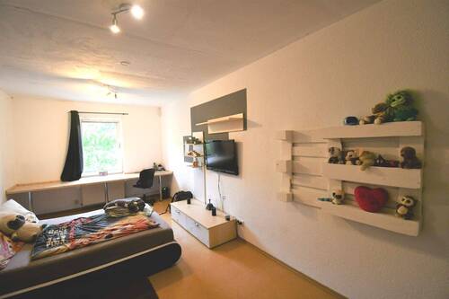 Zimmer 1 - 