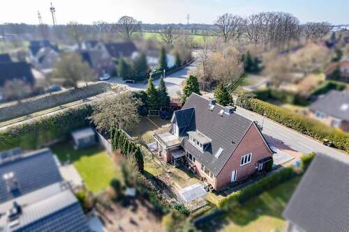 Objektansicht - 6 Zimmer Mehrfamilienhaus, Wohnhaus zum Kaufen in Reinbek