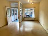 Raum zur Straße - Gewerbeobjekt (Büro, Produktion, Verkauf) in Kirchheimbolanden