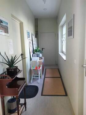 Zugang hinten vom WC - 