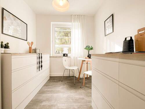 Bild 3 - 5 Zimmer Reihenmittelhaus in Lübeck