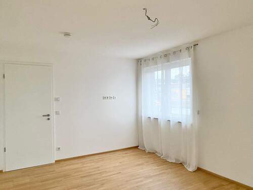 Schlafzimmer Ansicht 2 - 