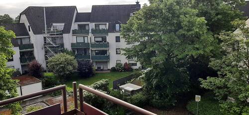 Blick vom Balkon nach Osten - 2 Zimmer Etagenwohnung in Düsseldorf